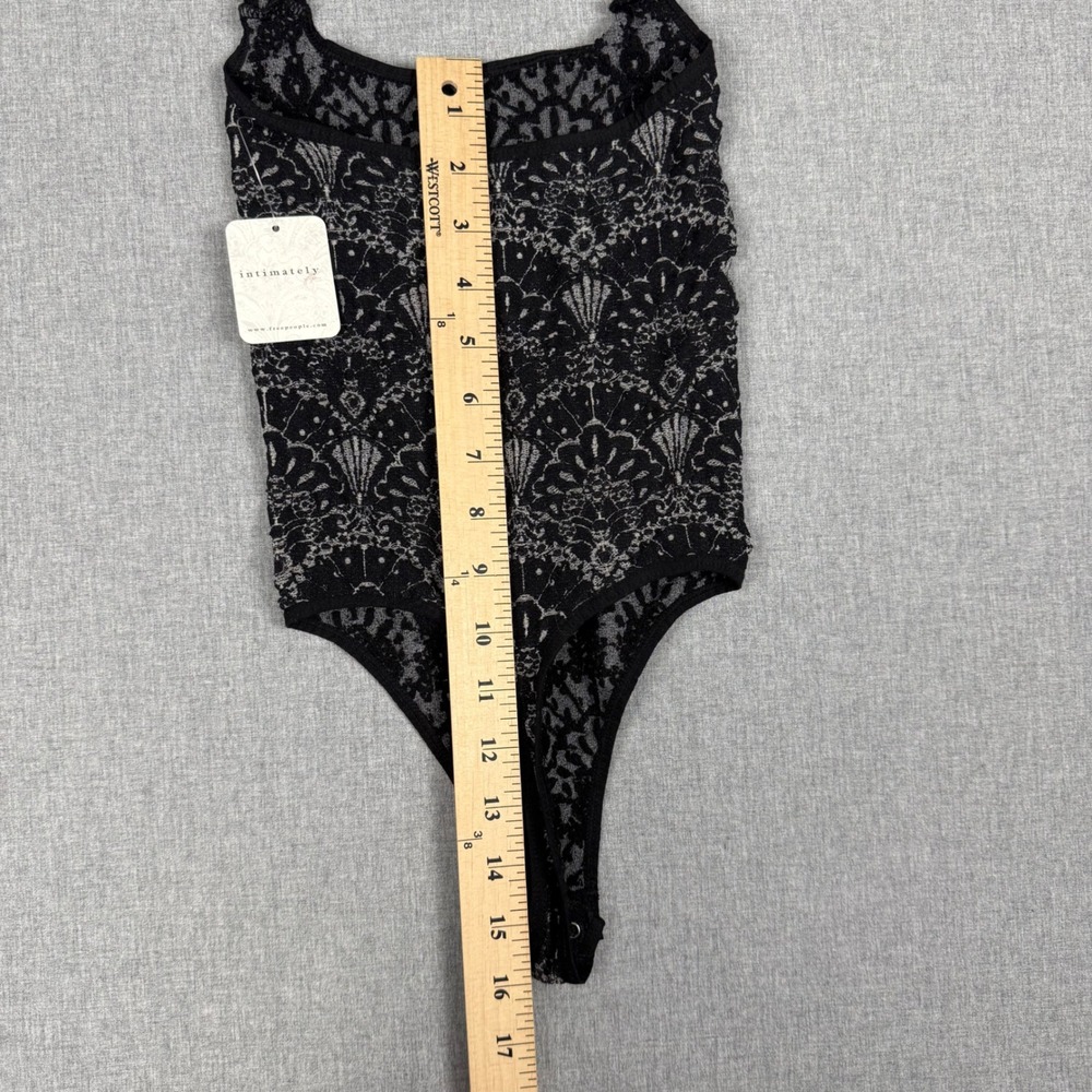 Free People Intimately Black Lace Halter Bodysuit Size XS/S Boho Chic New - Picture 8 of 10